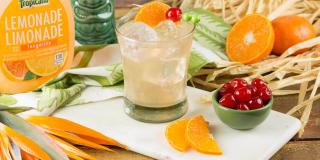Cocktail rafraîchissant Tropicana® à la camomille et à la tangerine